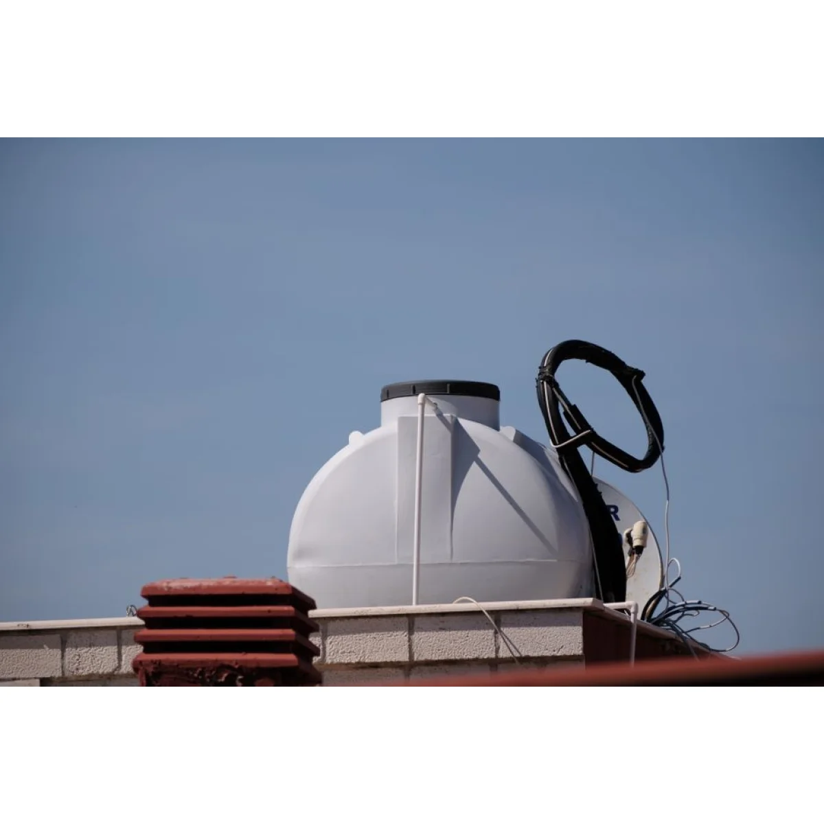 5000L JoJo water backup tank with inlet filter